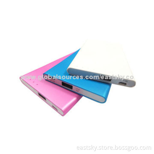 Slim 2500mAh external battery charger with 2,500mAh capacityNew